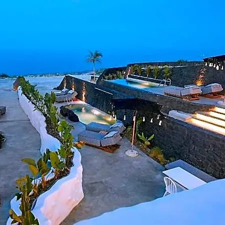 Theano Cave & Otel 4*