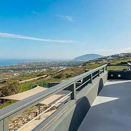 Theano Cave & Imerovigli (Santorini)