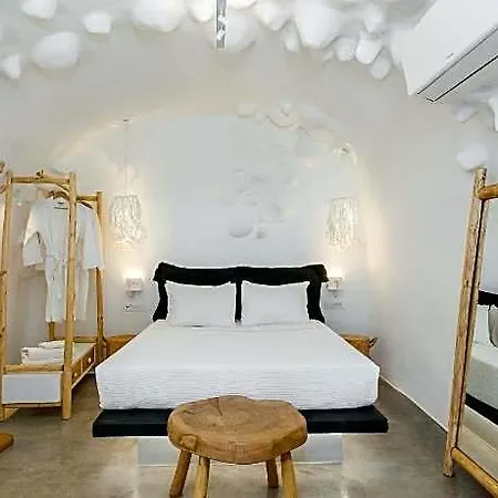 Отель Theano Cave & 4*